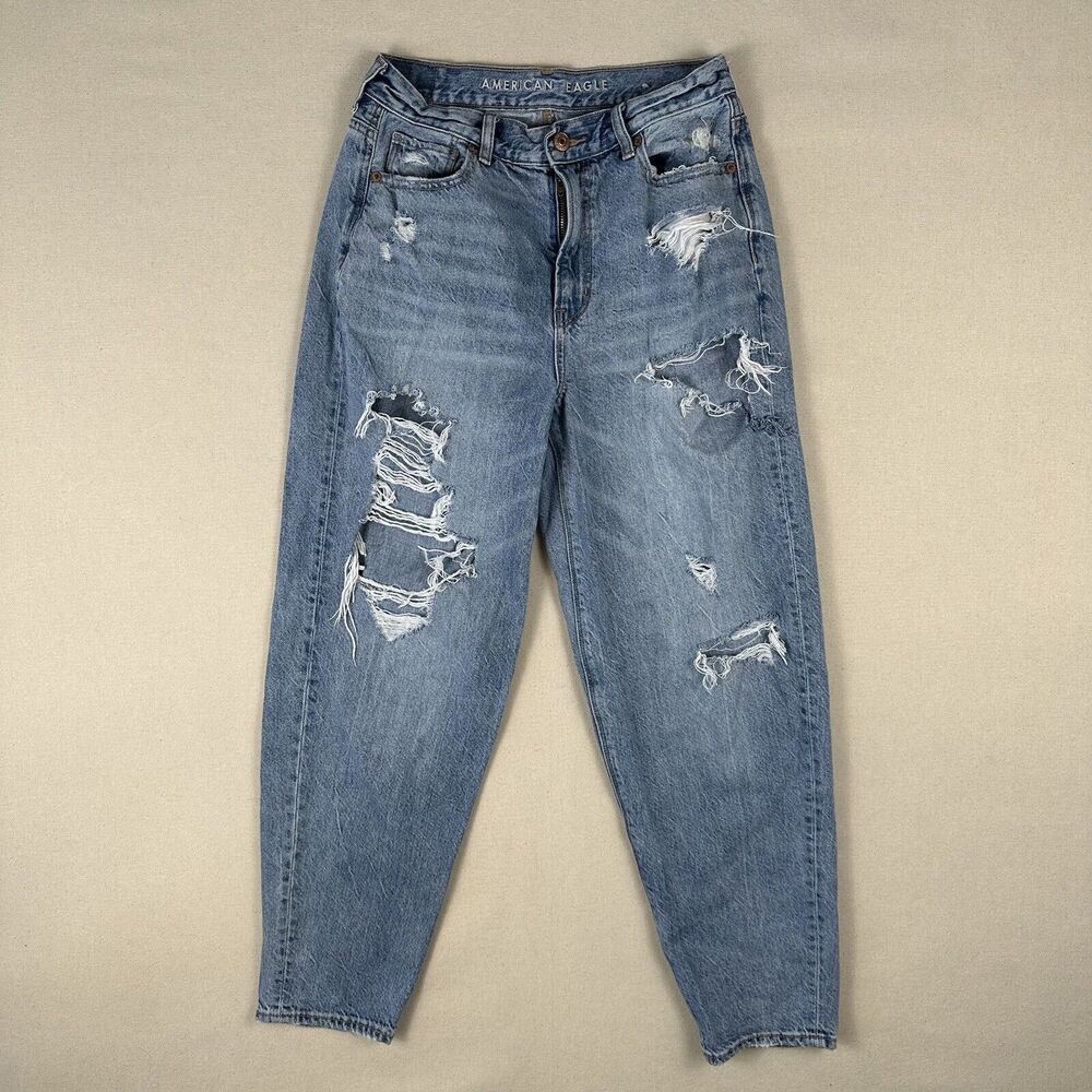 American Eagle Relaxed Mom Jeans Women’s 2 Regular Blue Denim Distressed
